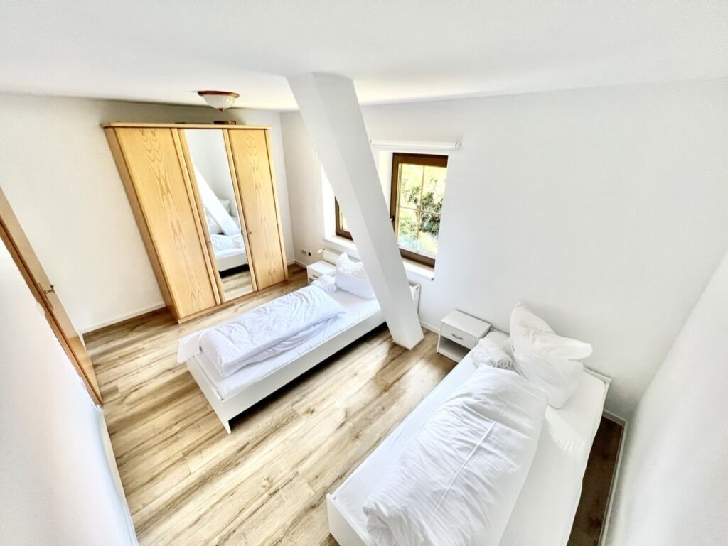 4 habitaciones, wifi y ropa de cama 