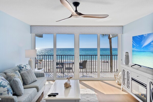 Una Smart TV, un reproductor de DVD