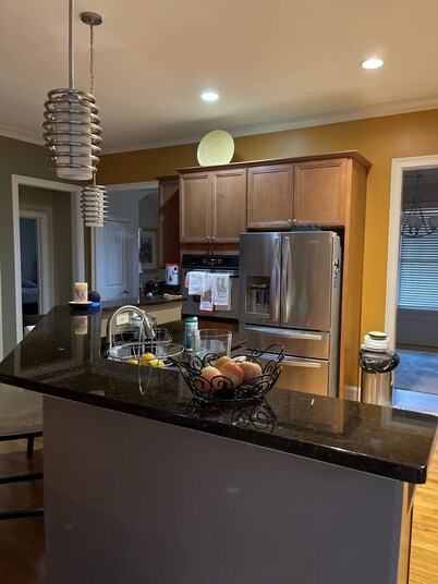 Whole house near Hartsfield Jackson airport