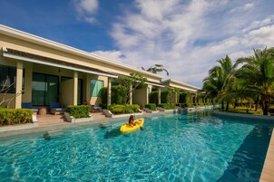 Deluxe Room, Pool Access | View from room