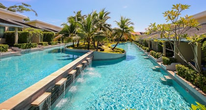 CRAFT Resort & Villas