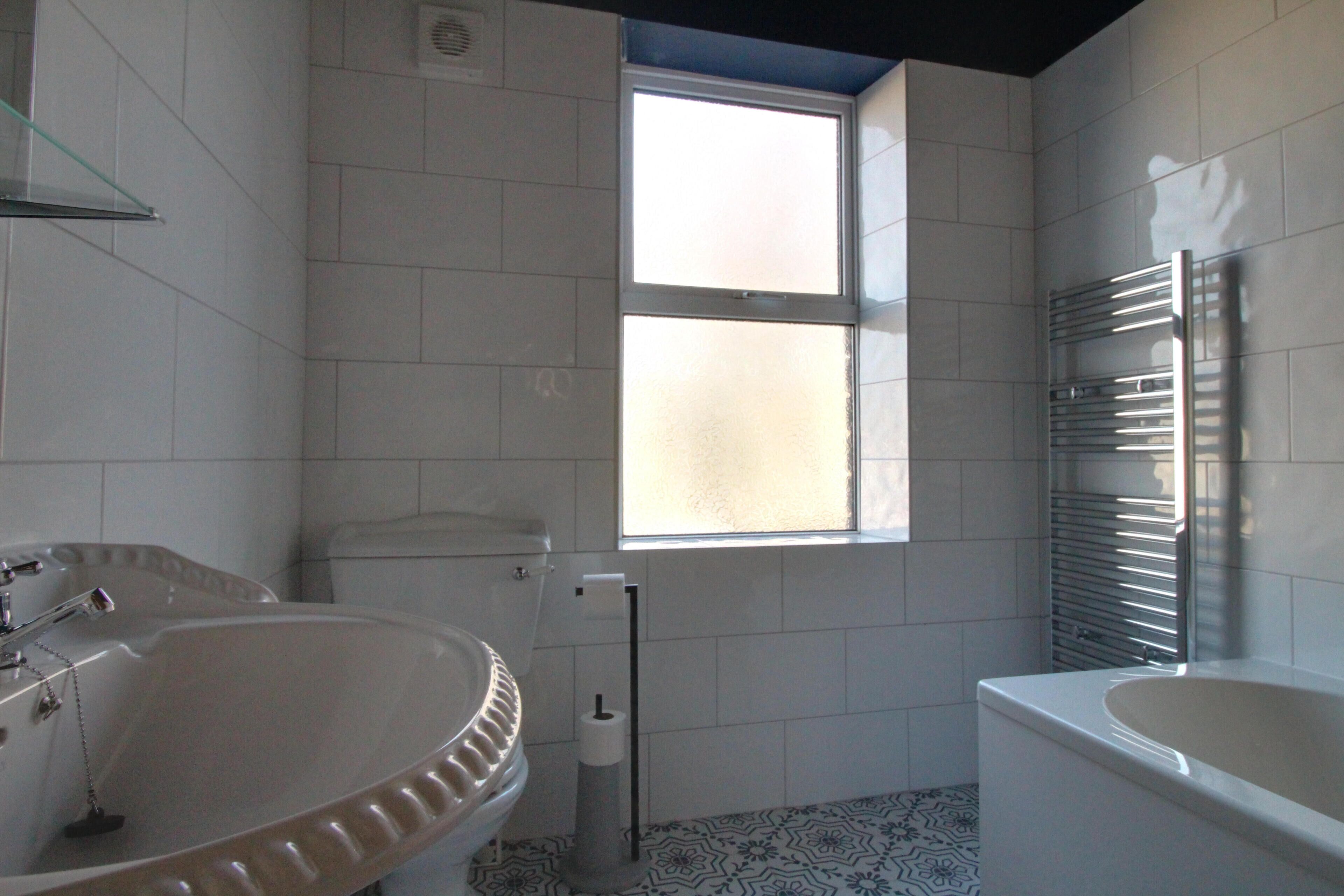 Shower, towels, soap