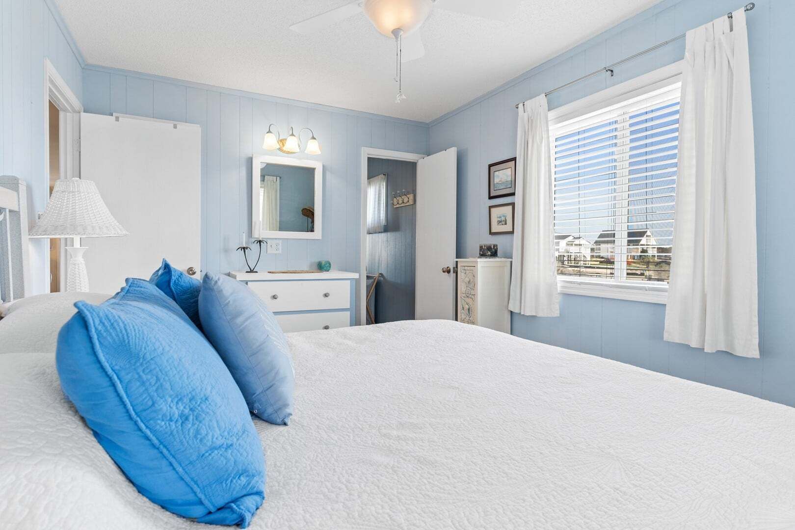 4 bedrooms, free WiFi