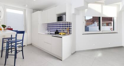 AMORE RENTALS - Appartamento Luis 2.11 with Air Conditioning