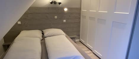 1 habitación, wifi y ropa de cama