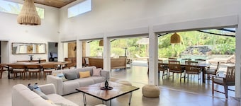 NosyBe, l'île aux parfums, 300 m from the beach, tropical garden