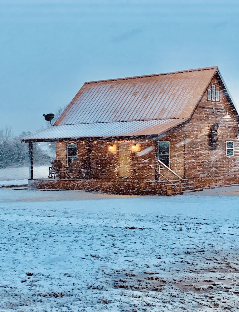 Copper Cabin outdoor relaxation and country living at its best, Abilene