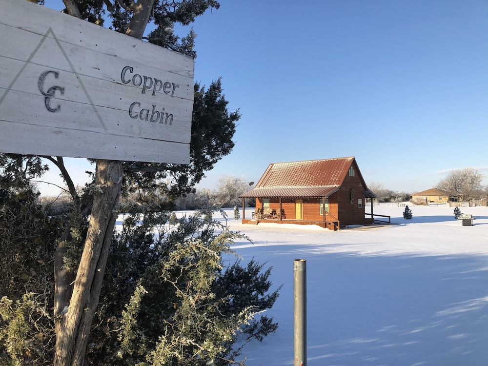 Copper Cabin outdoor relaxation and country living at its best, Abilene