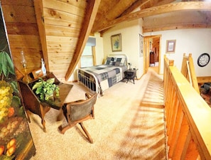 4 bedrooms, desk, iron/ironing board, free WiFi