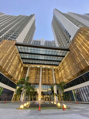 Exterior - Suite Trefoil Setia City Shah Alam (Shah Alam)