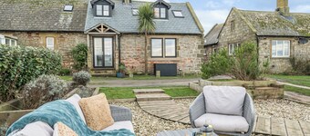 Luxurious & modern family retreat - on the beach! Now with wood-burning stove!