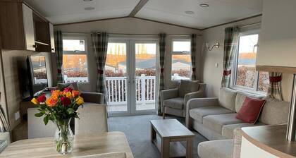 Arum dog friendly caravan on Rockley Park, Poole