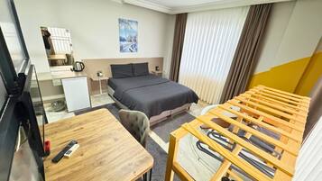 Camera Romantica | Biancheria da letto di alta qualità, minibar, con stile personalizzato