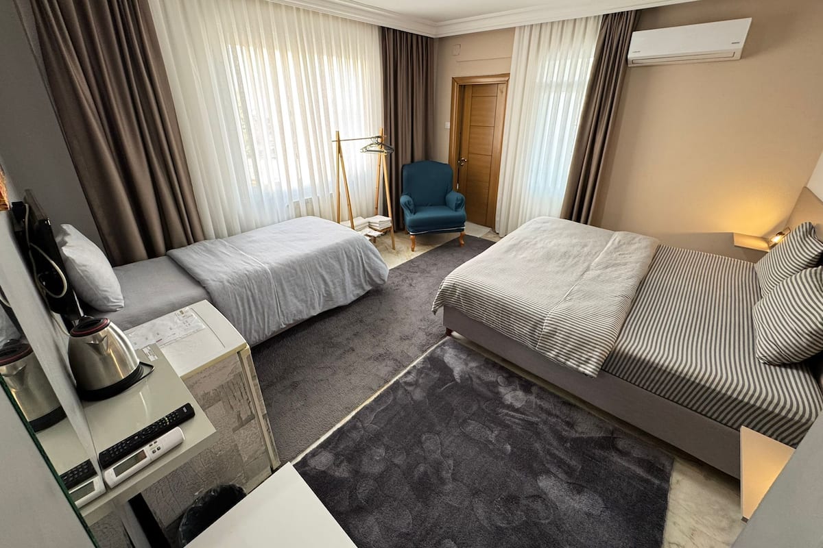 Chambre Standard | 1 chambre, literie de qualité, minibar, décor unique