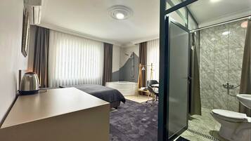 1 habitación, ropa de cama de alta calidad y minibar