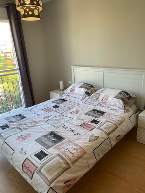 2 bedrooms, free WiFi, bed sheets - Modern Apartment- Vera Playa (Vera Playa)