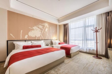 Room. Fortune Sunshine Hotel