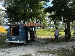 Panoramic Campsite, River View | Bed sheets - KAYAK STARVED ROCK CAMPGROUND (Ottawa)