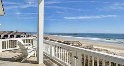 New Listing "Pass the Salt" a 5 bed/4 bath Villa in North Topsail Beach