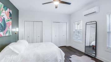 2 dormitorios, escritorio, tabla de planchar con plancha y wifi gratis