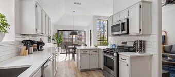 5BR Bonnie Home Steps from It All!