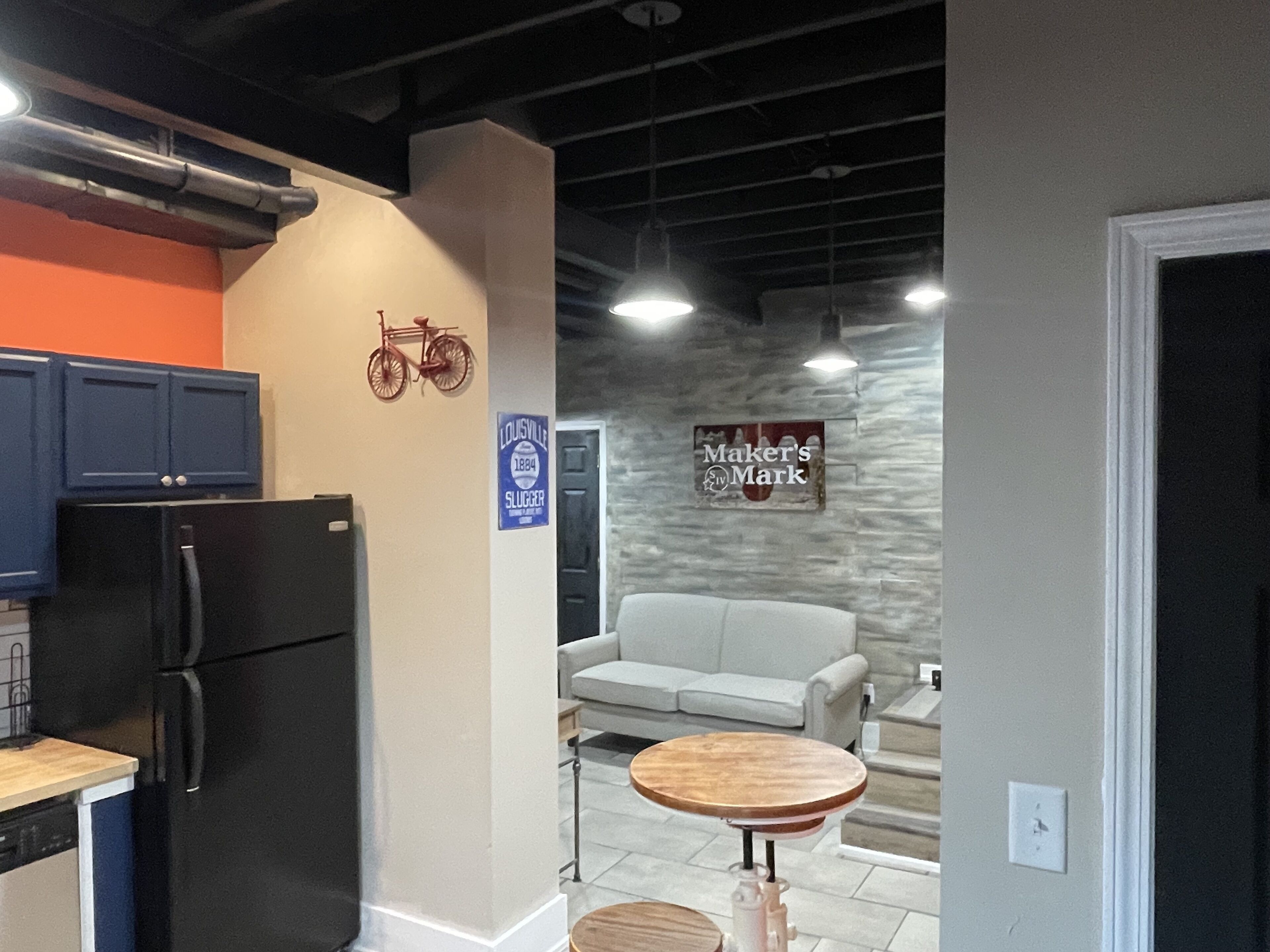 Bourbon House located within 1-2 miles from the local Distilleries