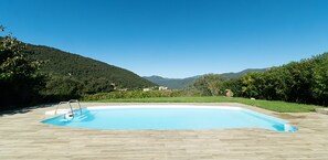 Piscina all'aperto