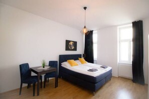 1 bedroom, free WiFi, bed sheets