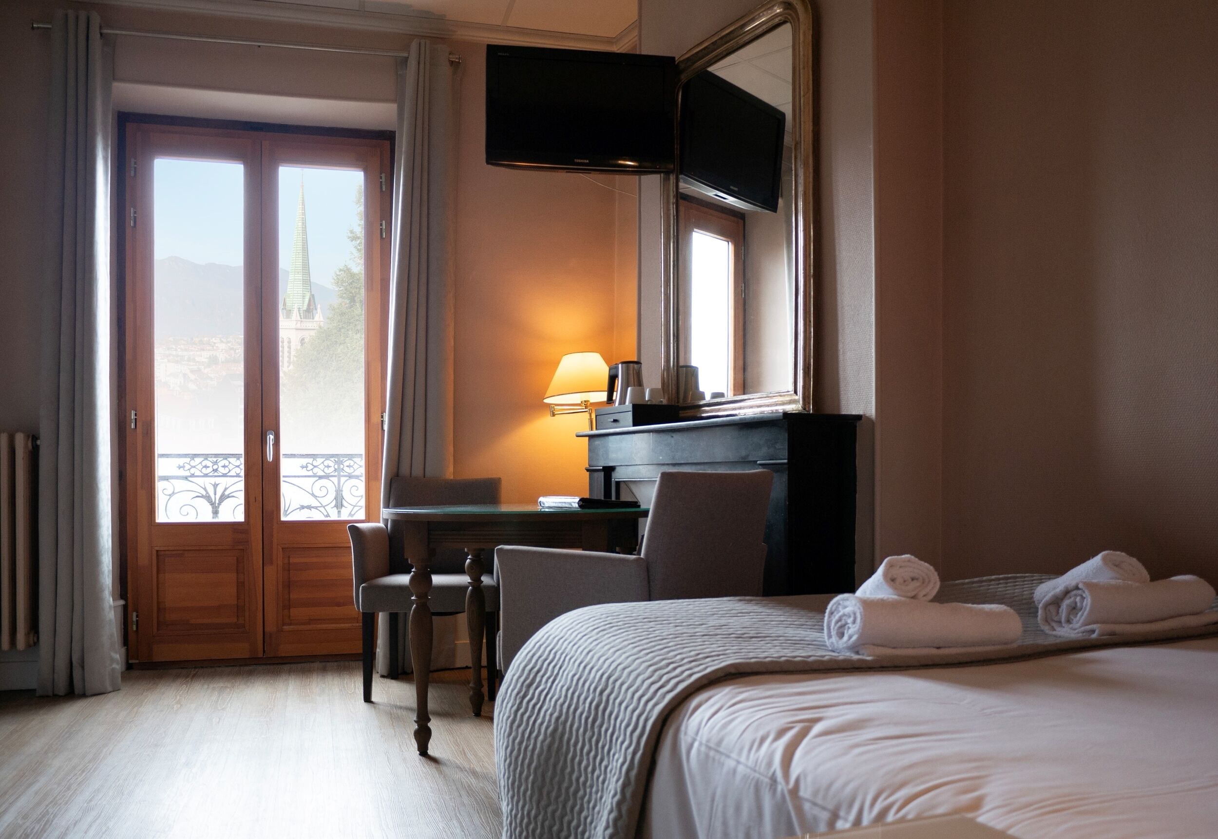 Classic Room, 1 Double Bed | Desk, laptop workspace, free WiFi, bed sheets