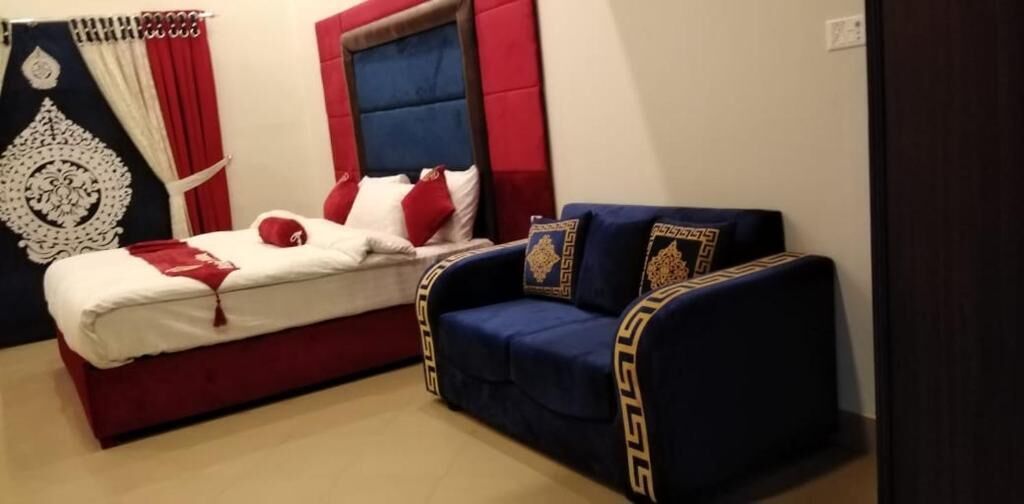 deluxe double or twin room | iron/ironing board, free wifi, bed sheets