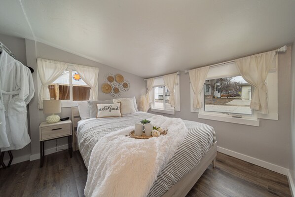 5 chambres, Wi-Fi, draps fournis