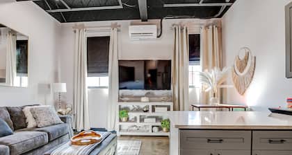 Luxe Loft Living in Downtown Kingsport's Iconic Telephone Building