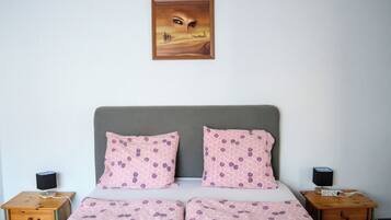 1 makuuhuone, silitysrauta/-lauta, Wi-Fi