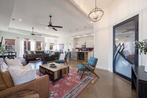 Smart TV, table football