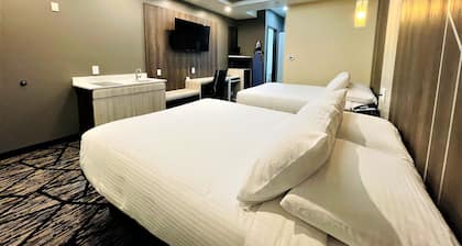 Comfeeni Inn and Suites