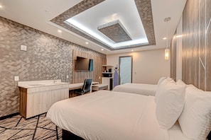 Economy-Zimmer, 2 Queen-Betten, Nichtraucher, Kochnische
