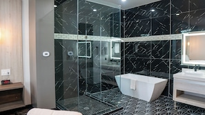 Skrivebord, skrivebord for bærbar PC og blendingsgardiner