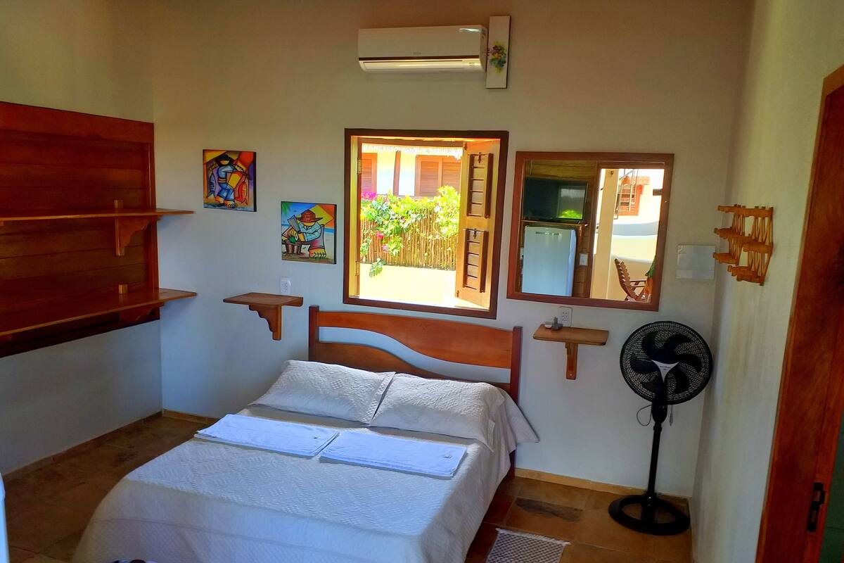 Chalet Confort, 1 chambre, réfrigérateur, vue mer | 1 chambre, minibar, fer et planche à repasser, Wi-Fi gratuit