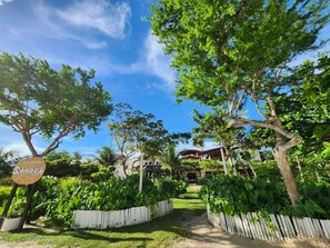 Entrée de l’hébergement