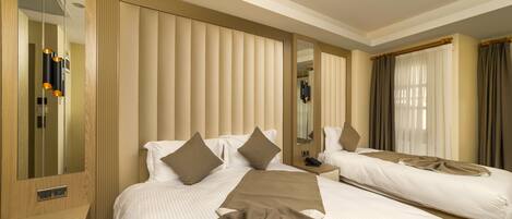 Minibar, Zimmersafe, kostenlose Babybetten, kostenloses WLAN