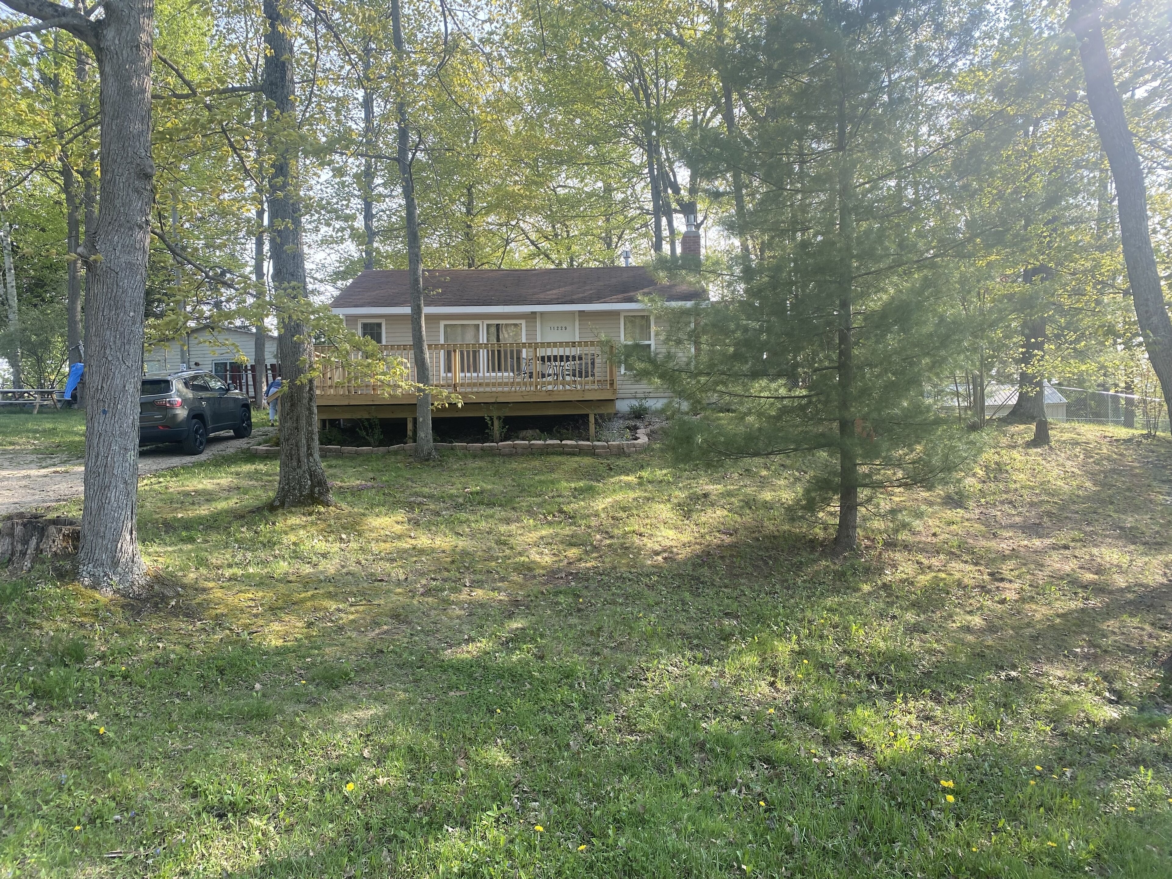Cozy Chippewa Lake Cottage With Shared Lake Access