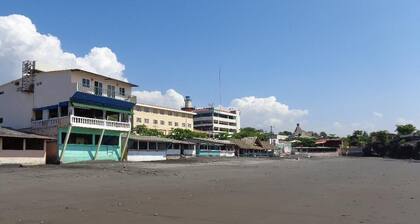 Playa El Obispo C La Marea La Libertad