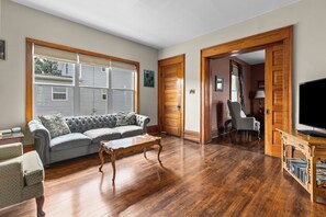 Smart TV, DVD player, video library