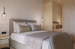 3 bedrooms, iron/ironing board, bed sheets
