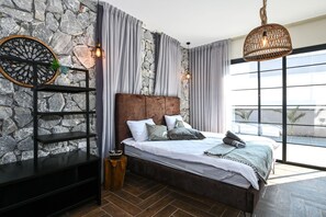 5 chambres, minibar, chambres insonorisées, lits bébé (gratuits)