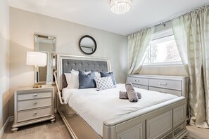 舒适独立别墅 | 3 多间卧室、熨斗/熨衣板、免费 WiFi、床单