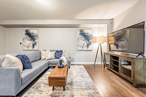 Living area - Milton boutique Home (Milton)