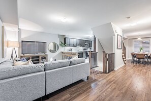 Living area - Milton boutique Home (Milton)