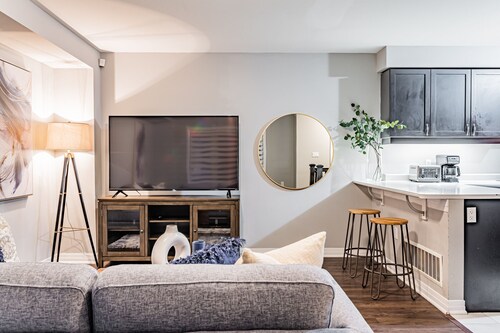 Milton boutique Home