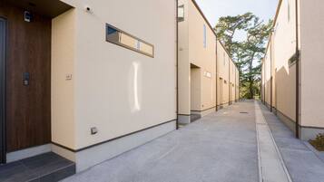 Enceinte de lâhĂ©bergement